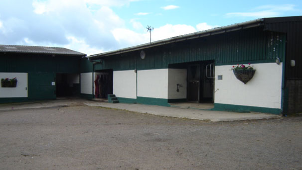 Safe & spacious stables to ideal for keeping your horse